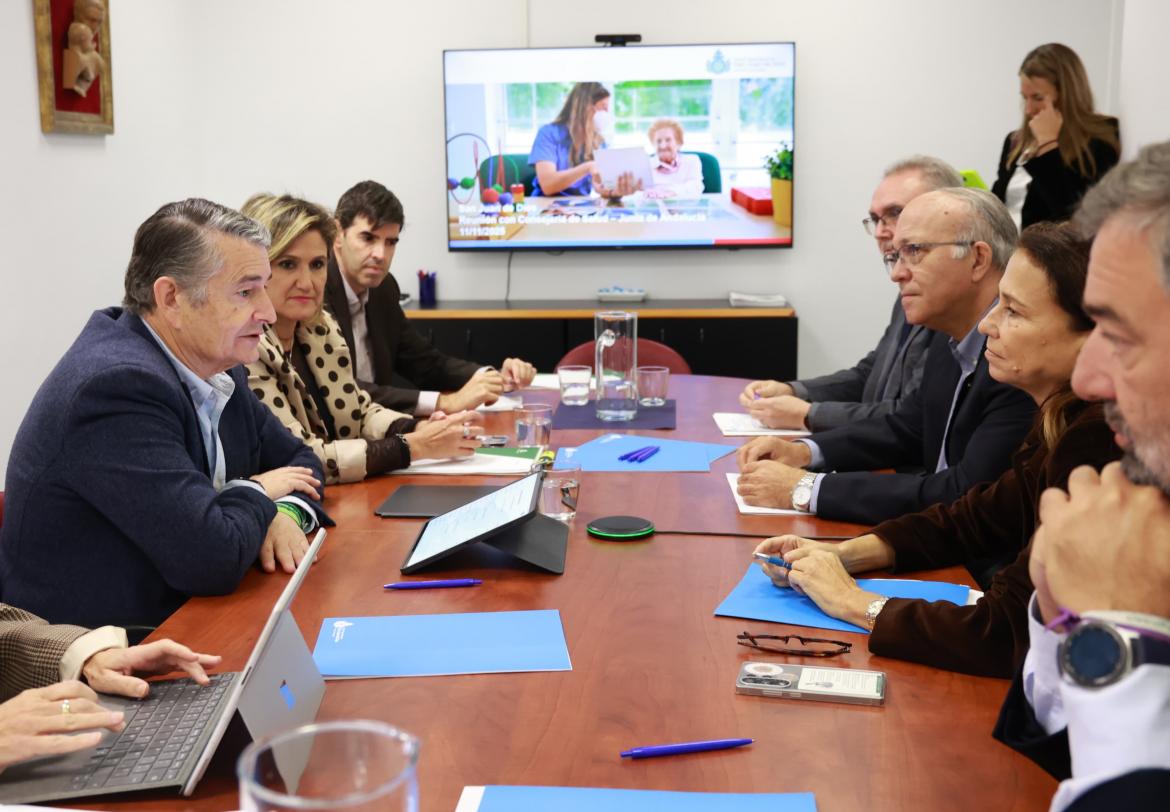 Visita consejero Sanidad SJD Andalucía